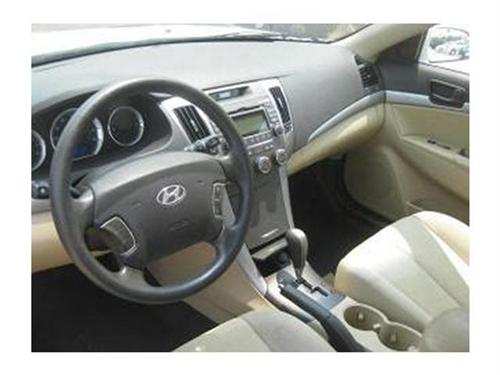 Hyundai Sonata 2010 photo 1