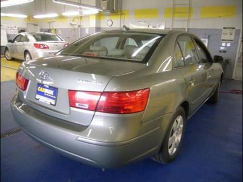 Hyundai Sonata 2010 photo 2