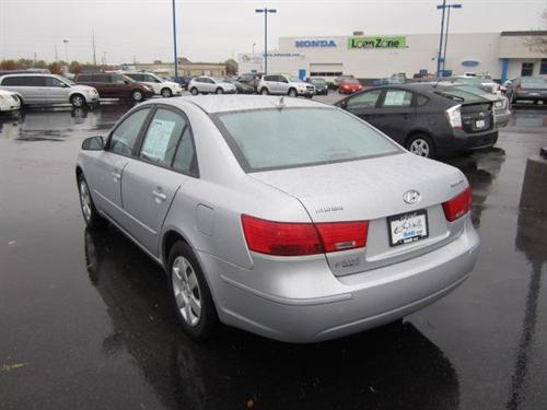 Hyundai Sonata 2010 photo 2