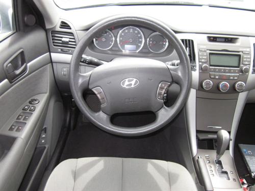 Hyundai Sonata 2010 photo 2