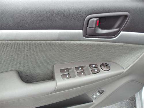 Hyundai Sonata 2010 photo 1