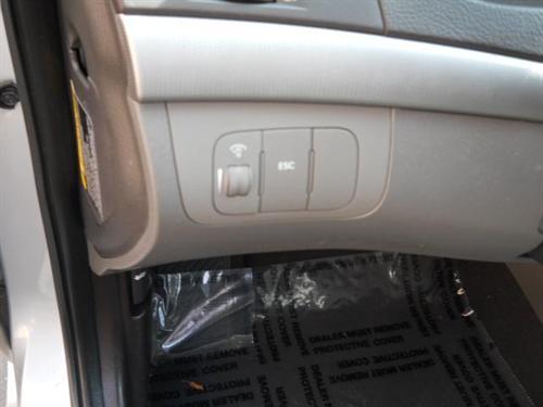 Hyundai Sonata 2010 photo 1