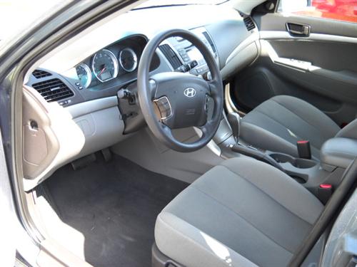 Hyundai Sonata 2010 photo 1