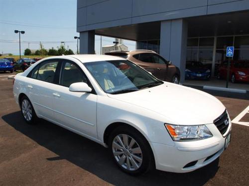Hyundai Sonata 2010 photo 1