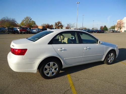 Hyundai Sonata 2010 photo 1
