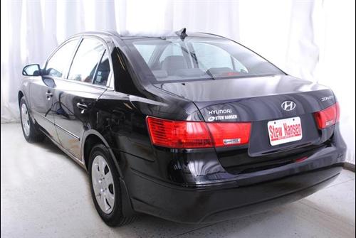 Hyundai Sonata 2010 photo 2