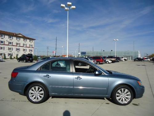 Hyundai Sonata 2010 photo 1