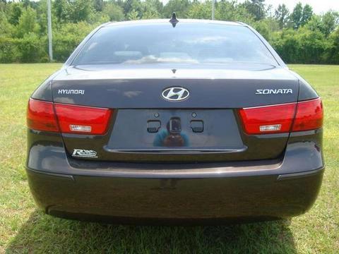 Hyundai Sonata 2010 photo 1