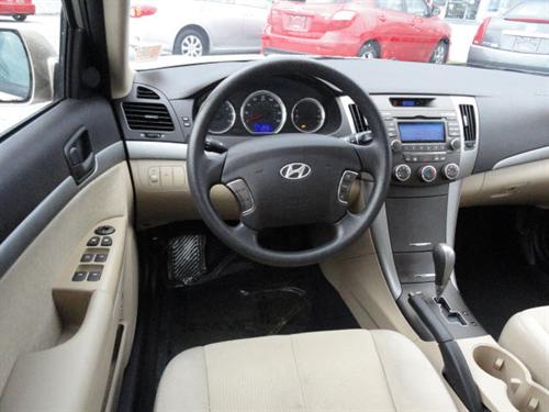 Hyundai Sonata 2010 photo 1