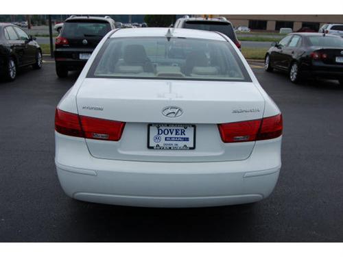 Hyundai Sonata 2010 photo 2
