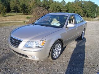 Hyundai Sonata 2010 photo 1