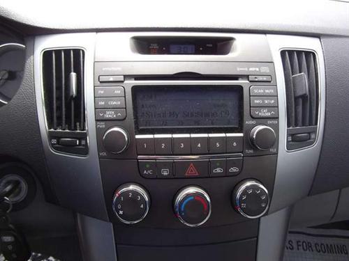 Hyundai Sonata 2010 photo 1