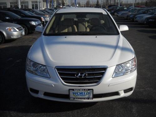 Hyundai Sonata 2010 photo 1