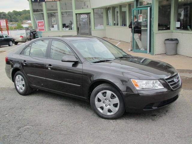 Hyundai Sonata 2010 photo 1