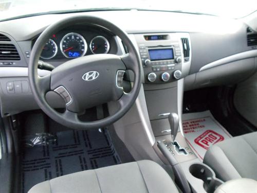 Hyundai Sonata 2010 photo 2