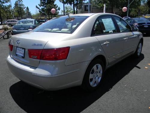 Hyundai Sonata 2010 photo 3