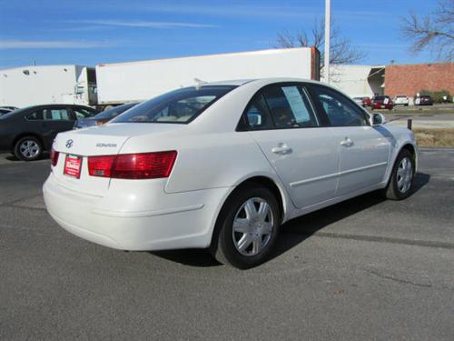 Hyundai Sonata 2010 photo 2