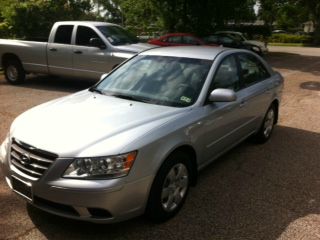 Hyundai Sonata 2010 photo 1