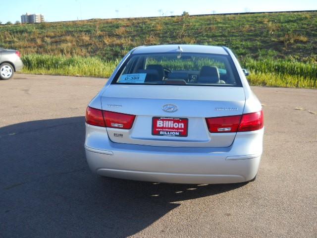 Hyundai Sonata 2010 photo 5