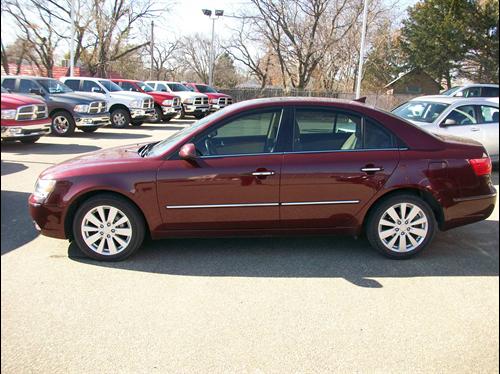 Hyundai Sonata 2010 photo 2