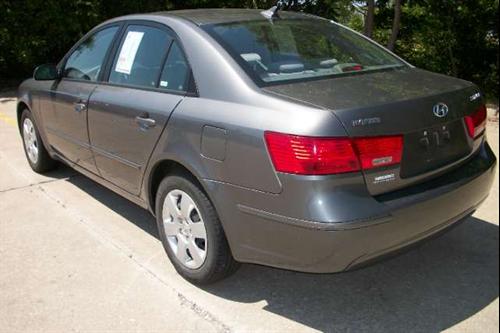 Hyundai Sonata 2010 photo 1