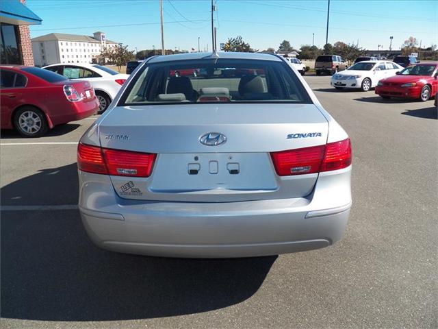 Hyundai Sonata 2010 photo 3