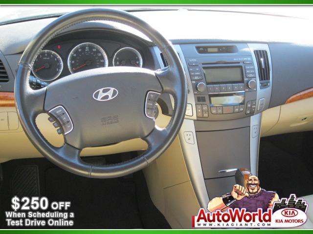 Hyundai Sonata 2010 photo 4