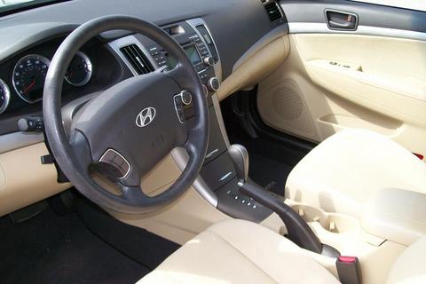Hyundai Sonata 2010 photo 2