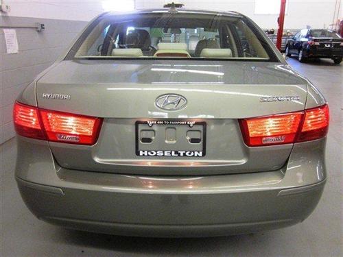 Hyundai Sonata 2010 photo 1