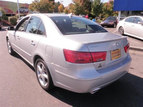 Hyundai Sonata 2010 photo 1