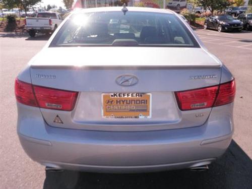 Hyundai Sonata 2010 photo 2