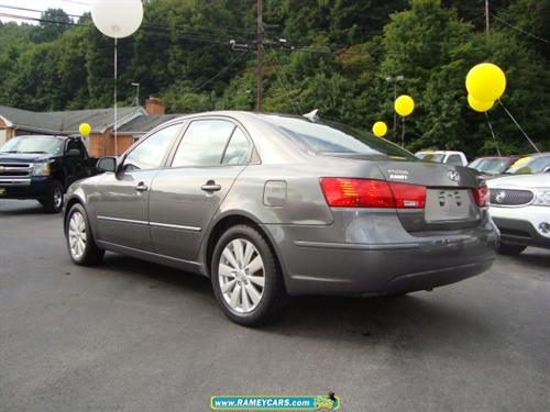 Hyundai Sonata 2010 photo 1