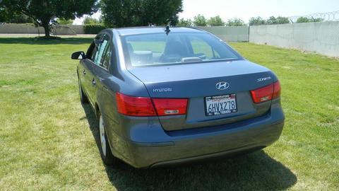 Hyundai Sonata 2010 photo 2