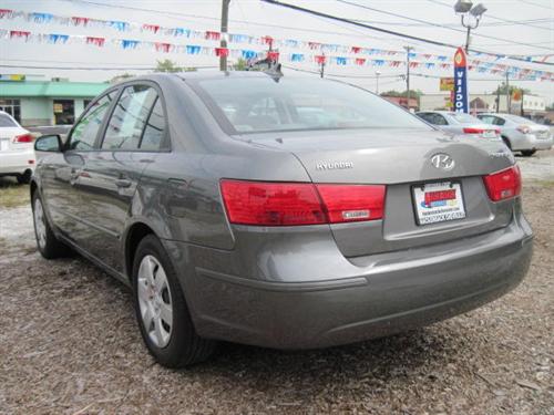 Hyundai Sonata 2010 photo 1