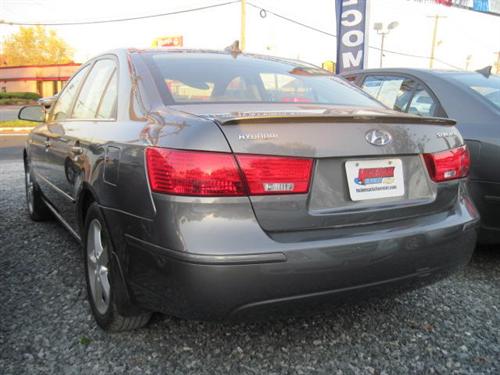 Hyundai Sonata 2010 photo 1