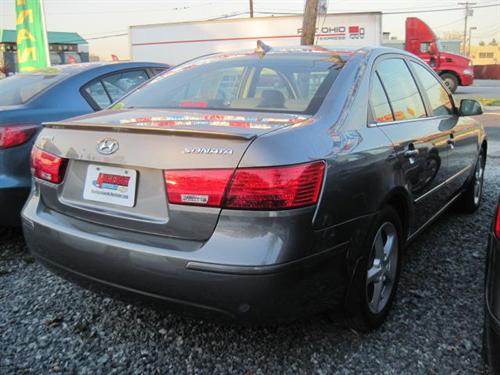 Hyundai Sonata 2010 photo 2