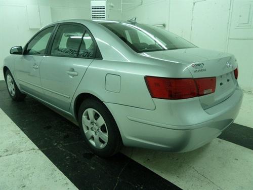 Hyundai Sonata 2010 photo 2