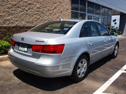 Hyundai Sonata 2010 photo 2