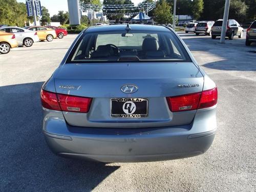 Hyundai Sonata 2010 photo 2