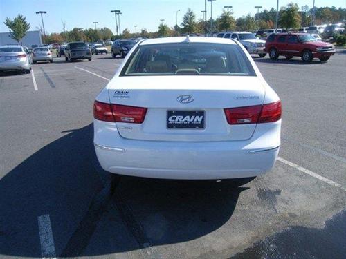 Hyundai Sonata 2010 photo 3