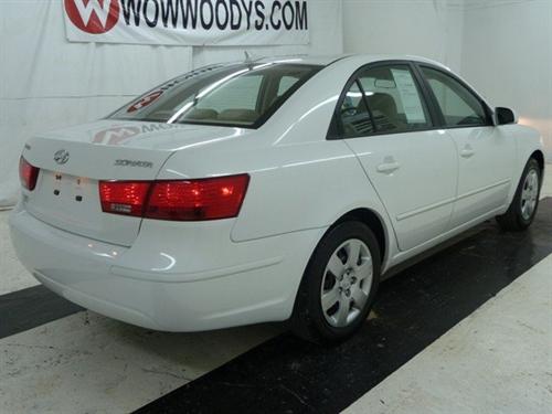 Hyundai Sonata 2010 photo 1