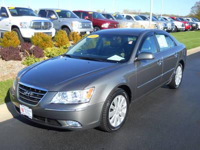 Hyundai Sonata SE Desert Runner King Cab Sedan