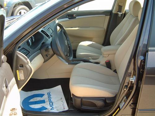 Hyundai Sonata 2010 photo 2