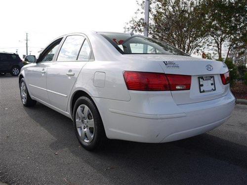 Hyundai Sonata 2010 photo 2