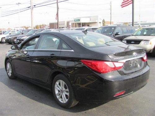 Hyundai Sonata 2011 photo 1