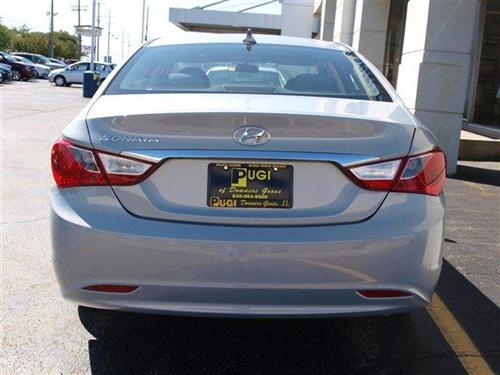 Hyundai Sonata 2011 photo 2