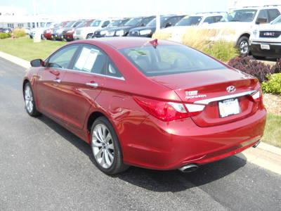 Hyundai Sonata 2011 photo 2