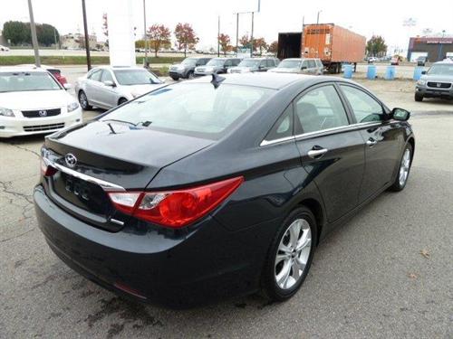 Hyundai Sonata 2011 photo 4