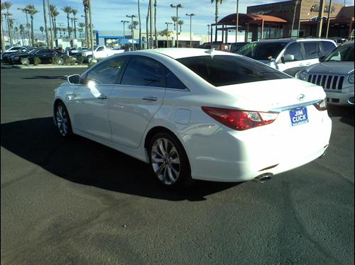 Hyundai Sonata 2011 photo 2