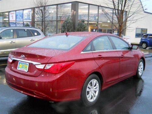 Hyundai Sonata 2011 photo 1